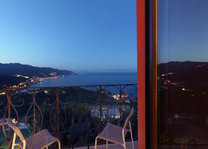 Ξενοδοχείο Astoria Ταορμίνα