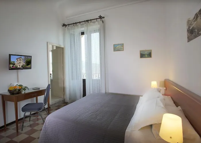 Ξενοδοχείο Astoria Ταορμίνα