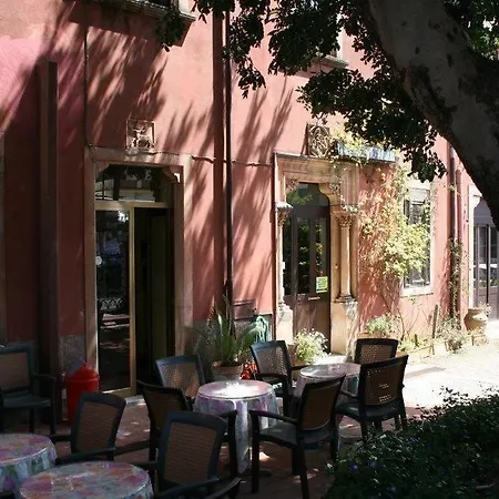 Astoria Hotel