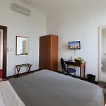 Hotel Astoria 2*